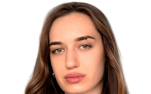 Ежикова Виктория Романовна