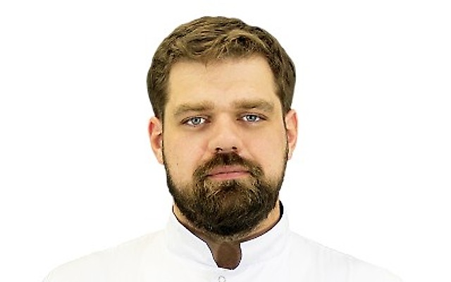 Азаров Максим Сергеевич